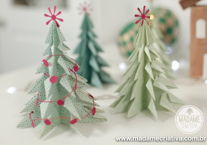 Como fazer árvore de Natal 3D com papel dobrado - How to make paper Christmas tree folding paper